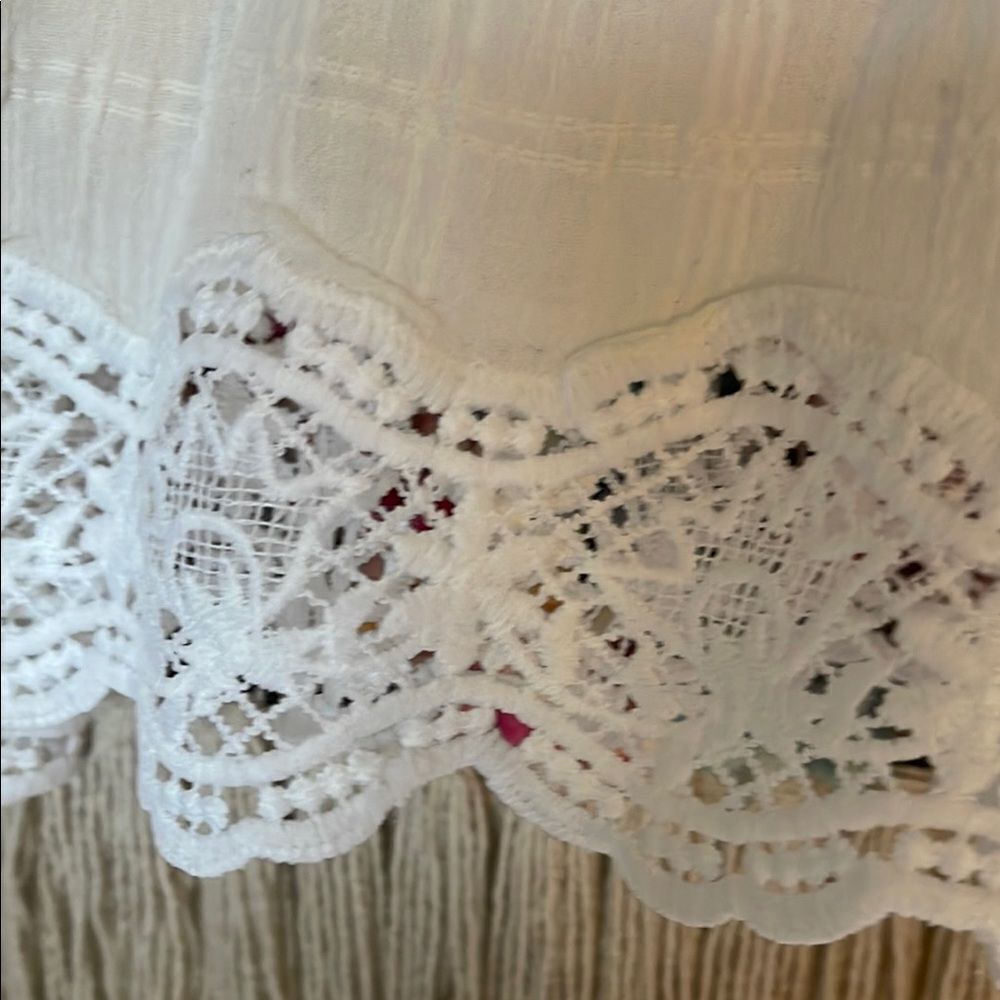 GAP White Lace Trim Women's Top - Picture 4 of 5